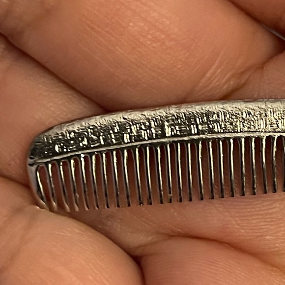 Antique solid sterling silver eyebrow beard comb - Picture 9 of 9